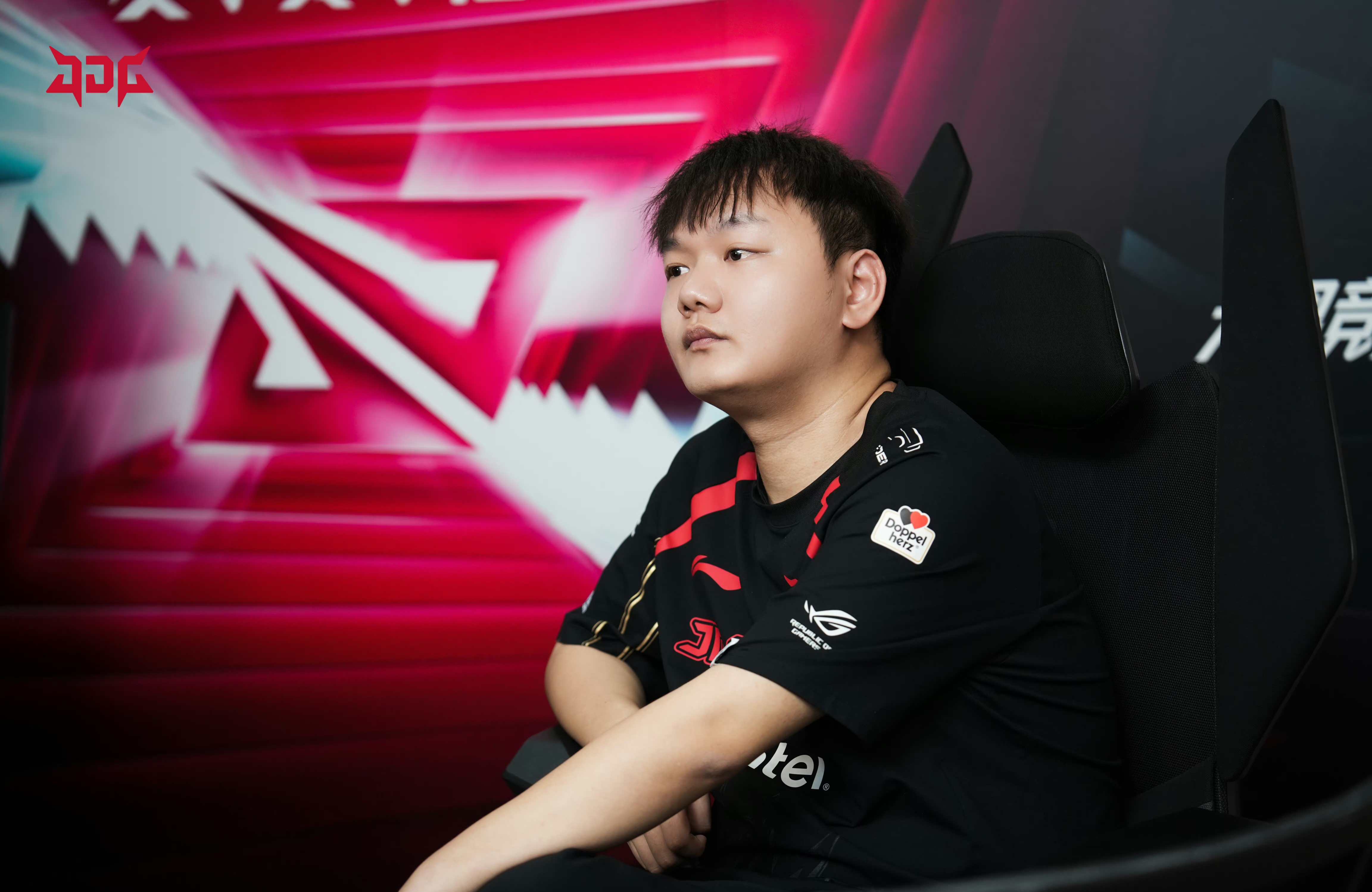 RNG轻取JDG,Ruler爆发神勇的简单介绍 RNG轻取JDG,Ruler爆发神勇的简单介绍