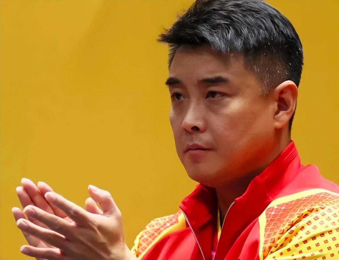 韩国乒乓球队鏖战法国乒乓球队，王皓绝境逆转