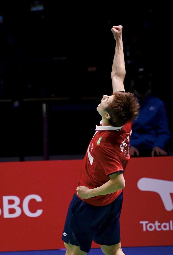 日本队鏖战法国队，黄鸭组合扛起全队