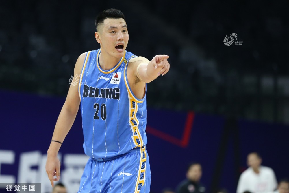 福建队鏖战太阳,陶汉林状态火热 福建队鏖战太阳,陶汉林状态火热