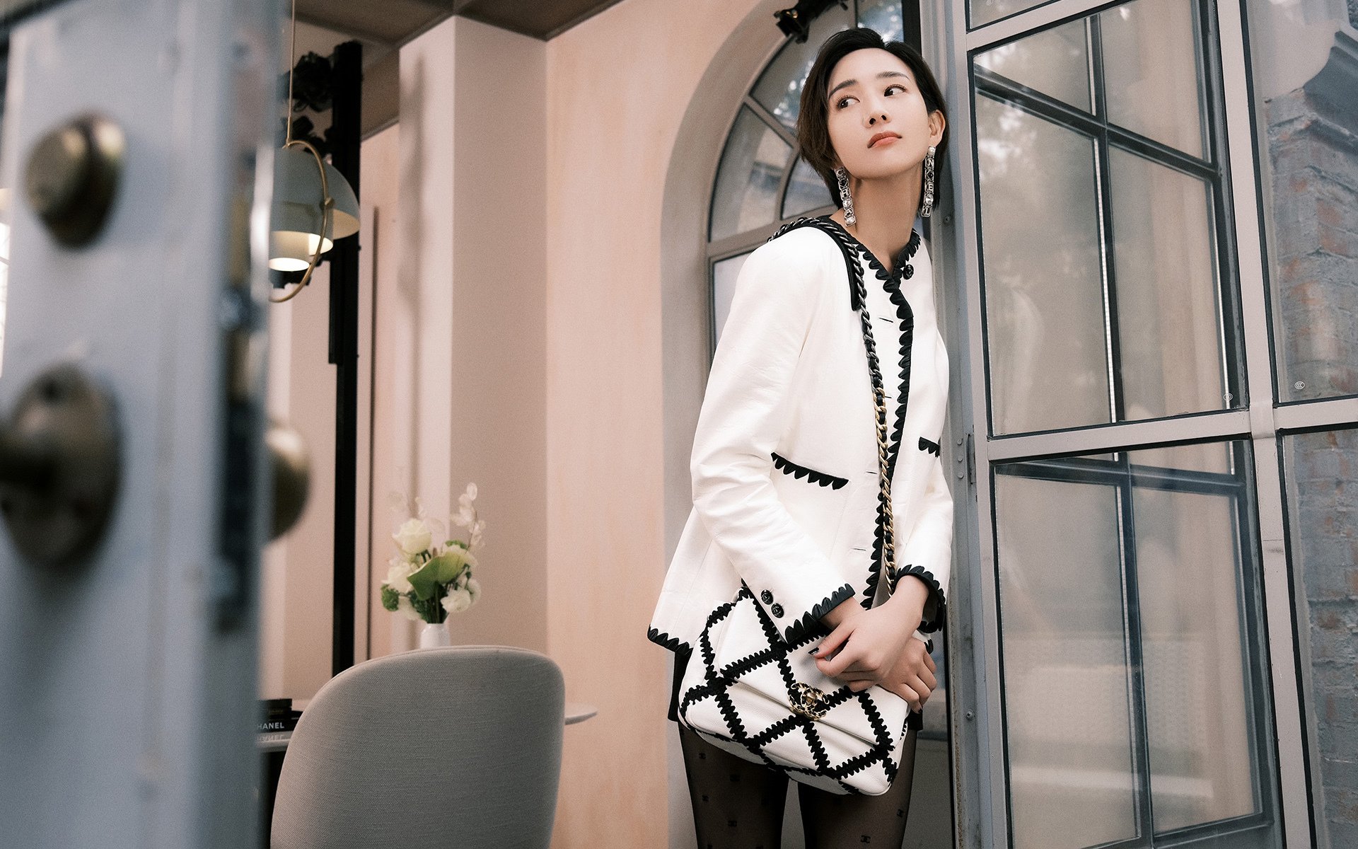 绿茵碾压与方寸统治，当绝对优势在两种维度绽放