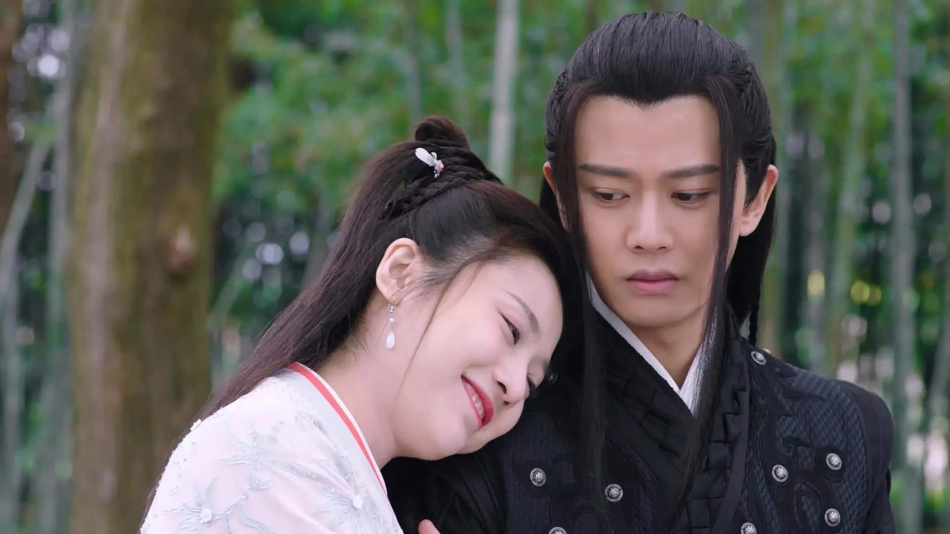 红土王冠与年终盾牌,西西帕斯的双面征服