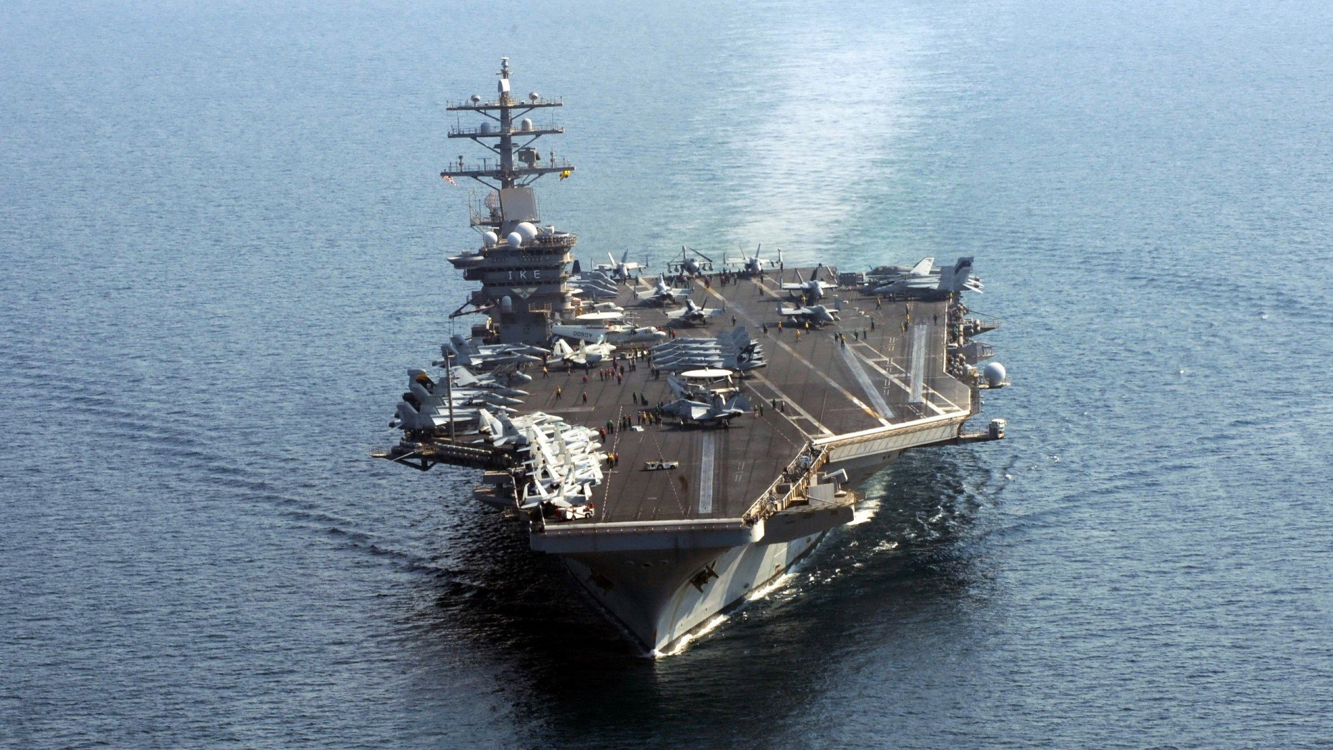 爱游戏在线-平行宇宙的绝杀，当尼克斯掀翻掘金，利拉德在另一个世界接管西决