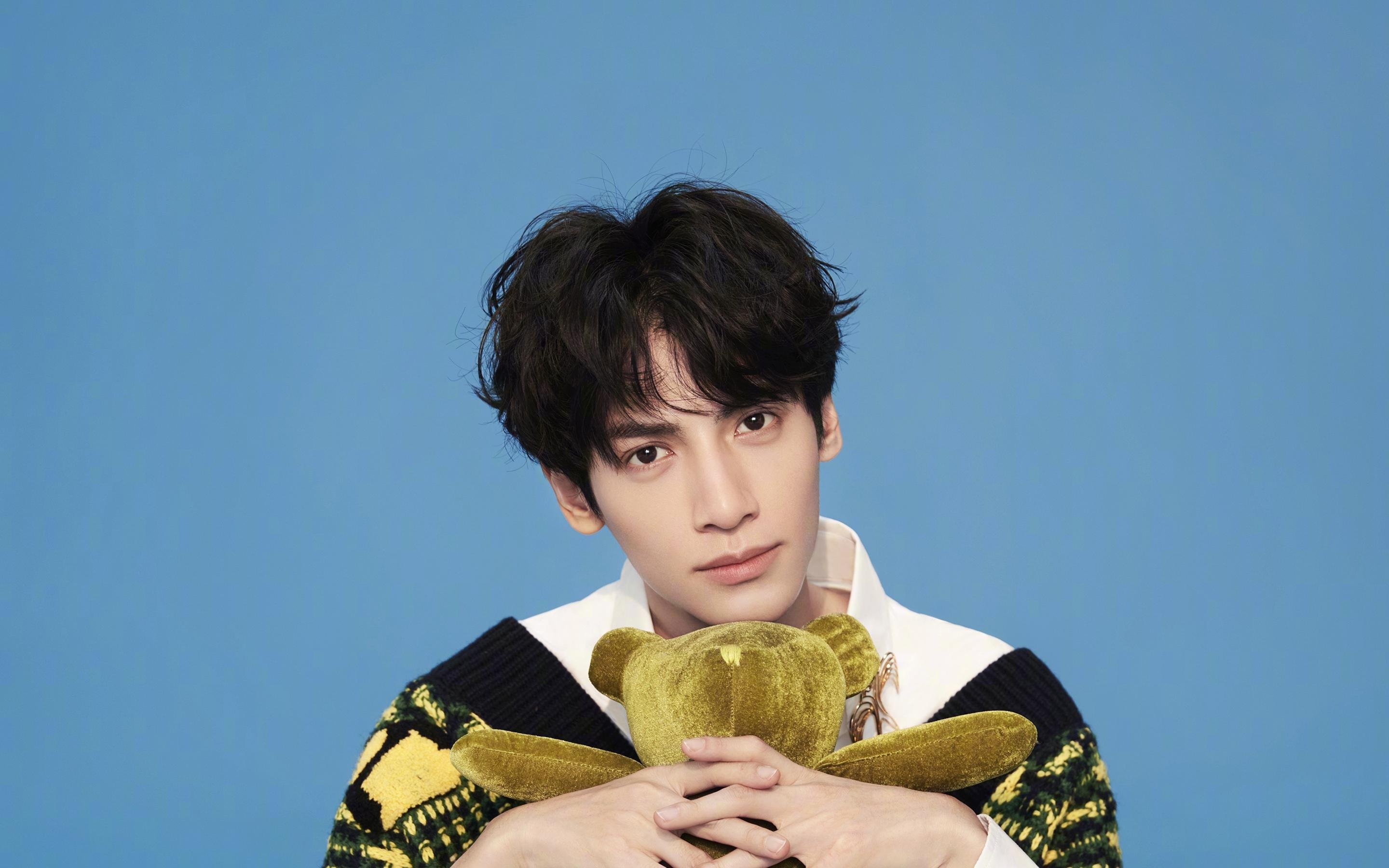 阿劳霍闪耀罗马城,拉齐奥关键战擒敌紧追冠军